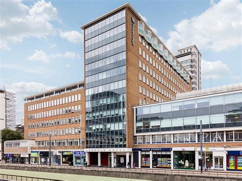 Croydon Hotels .